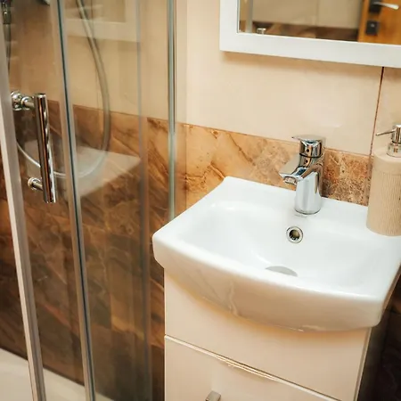 Prekrasno - Rozpravkovo Alpesi faház *